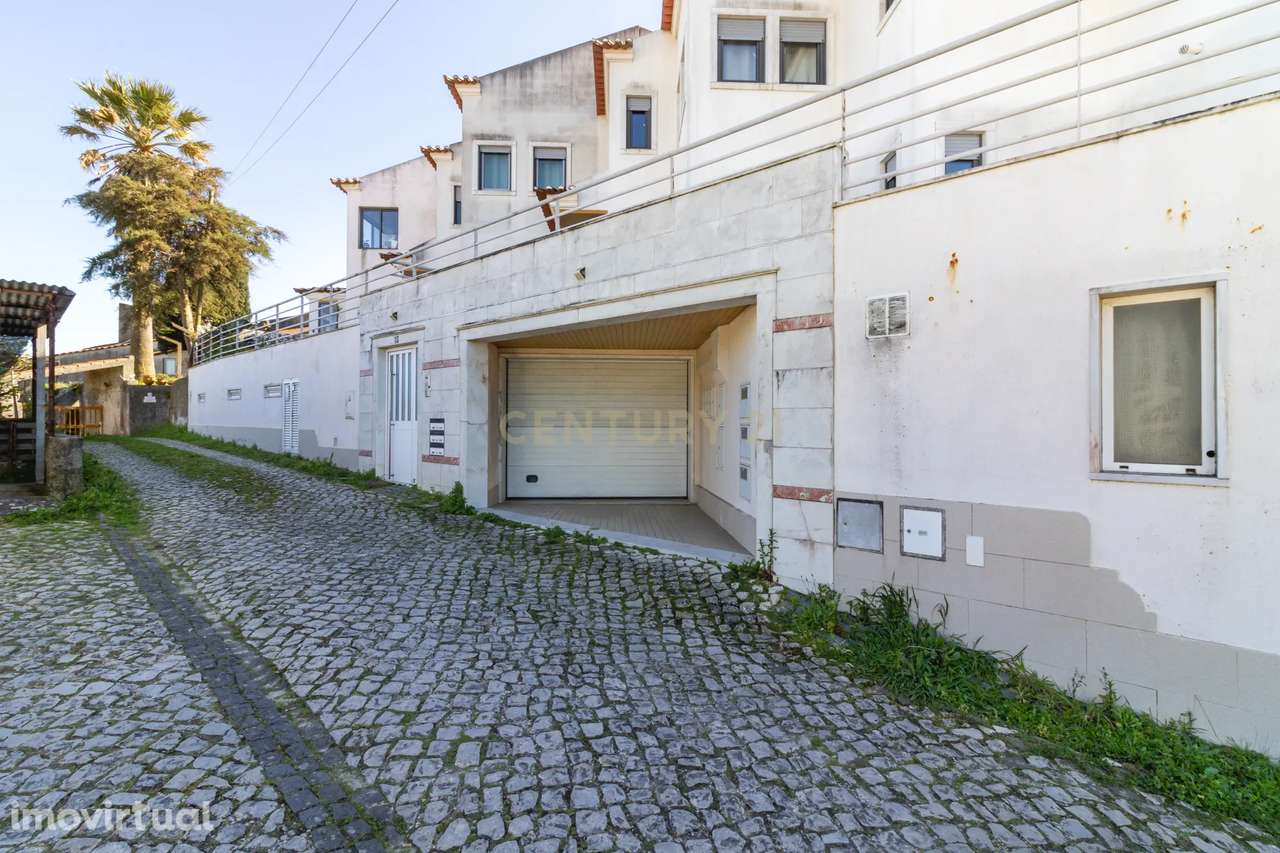 Moradia Geminada T2 em Condomínio Fechado - Grande imagem: 3/26