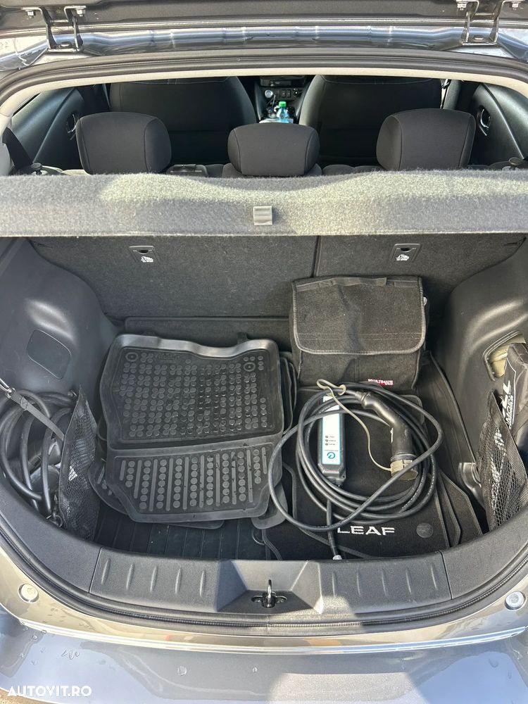 Nissan Leaf - 16