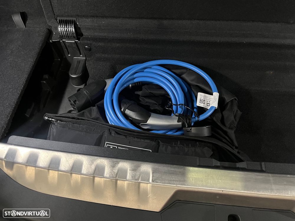 BMW 330 e Corporate Edition Auto - 32