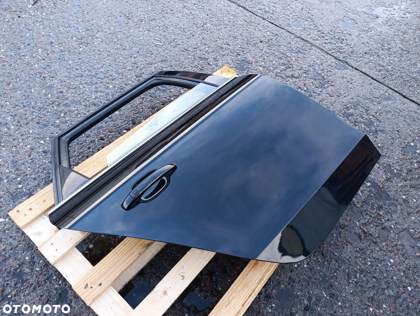 AUDI A4 B8 LIFT KOMBI TYLNE PRAWE DRZW LY9T - 3