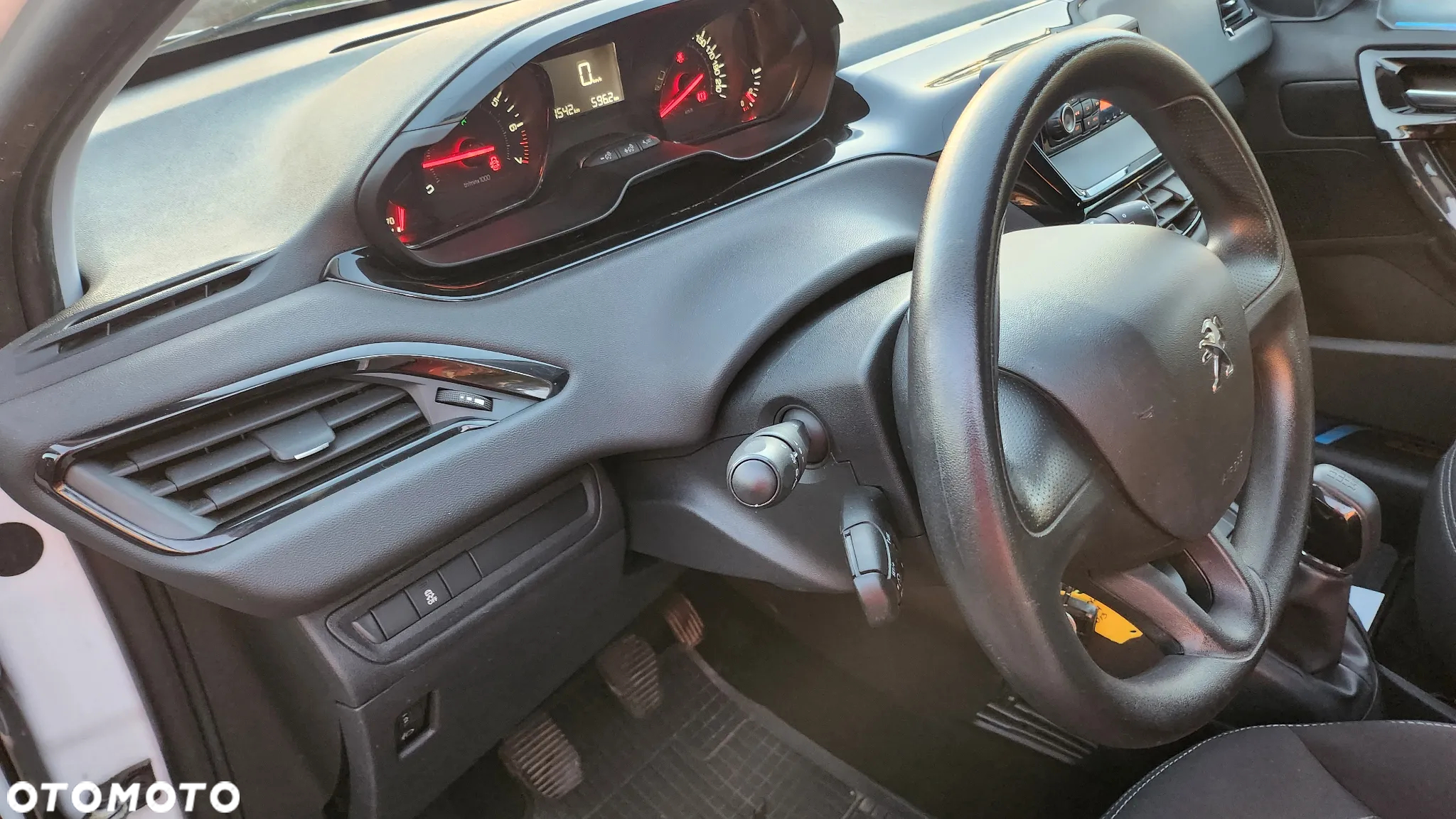Peugeot 208 68 VTI Active - 8