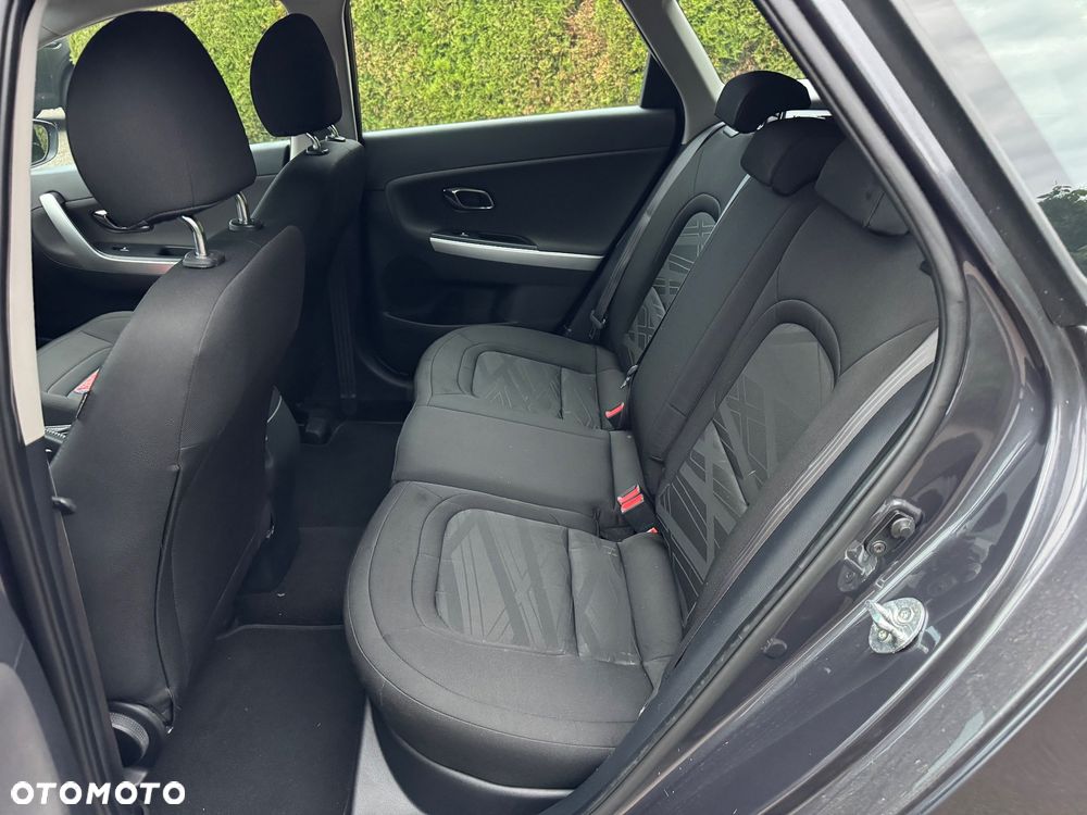 Kia Ceed 1.6 GDI ISG Dream Team Edition - 10
