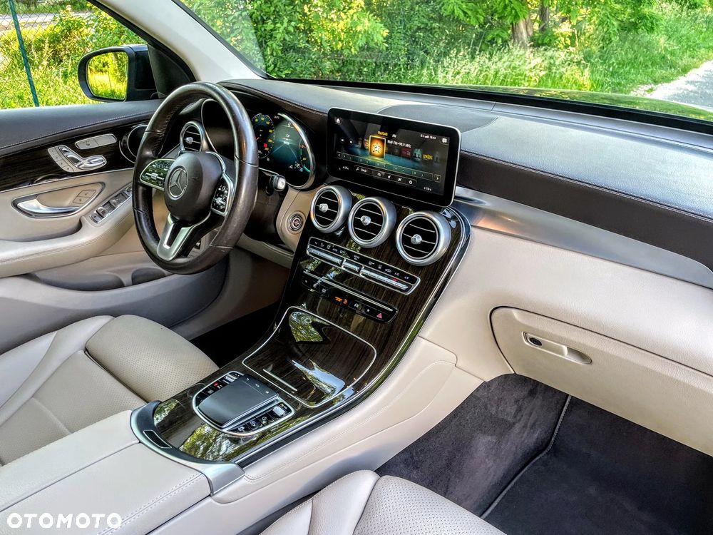 Mercedes-Benz GLC - 7