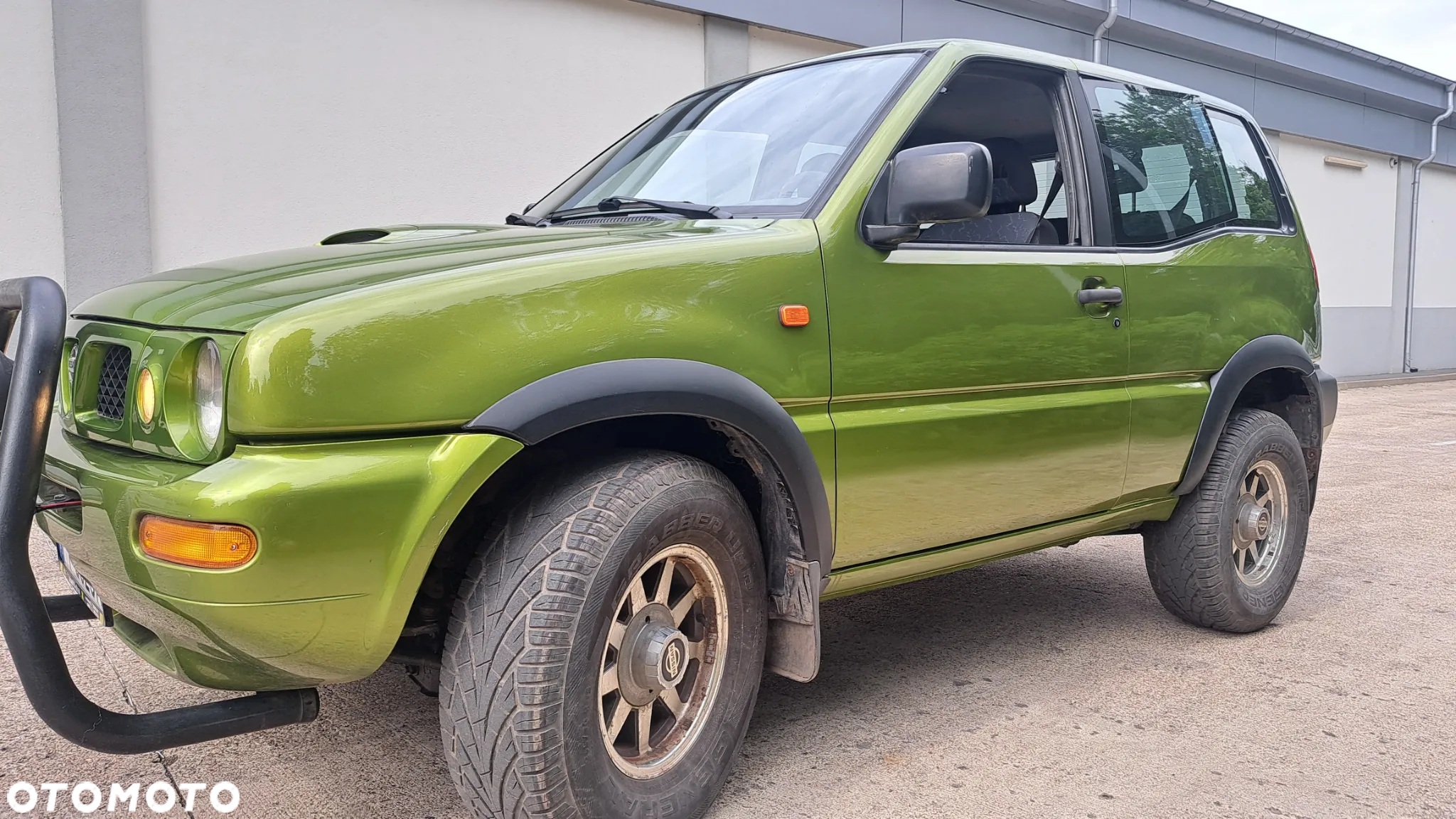 Nissan Terrano II 2.4 SR - 6