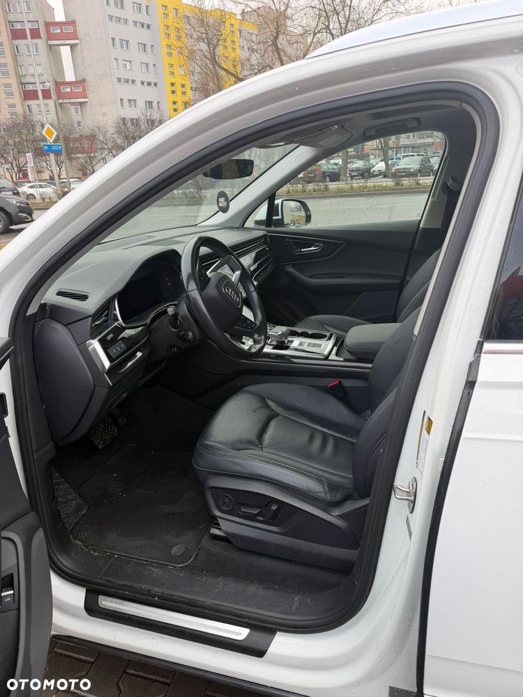 Audi Q7 - 9