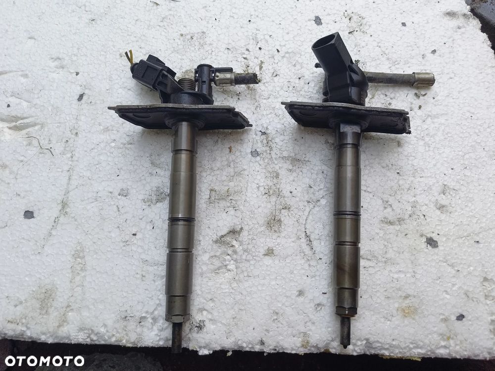 AUDI A6 C6 WTRYSKIWACZ 3.0 TDI 232 KM ASB 059130277BD 0445115079 - 1