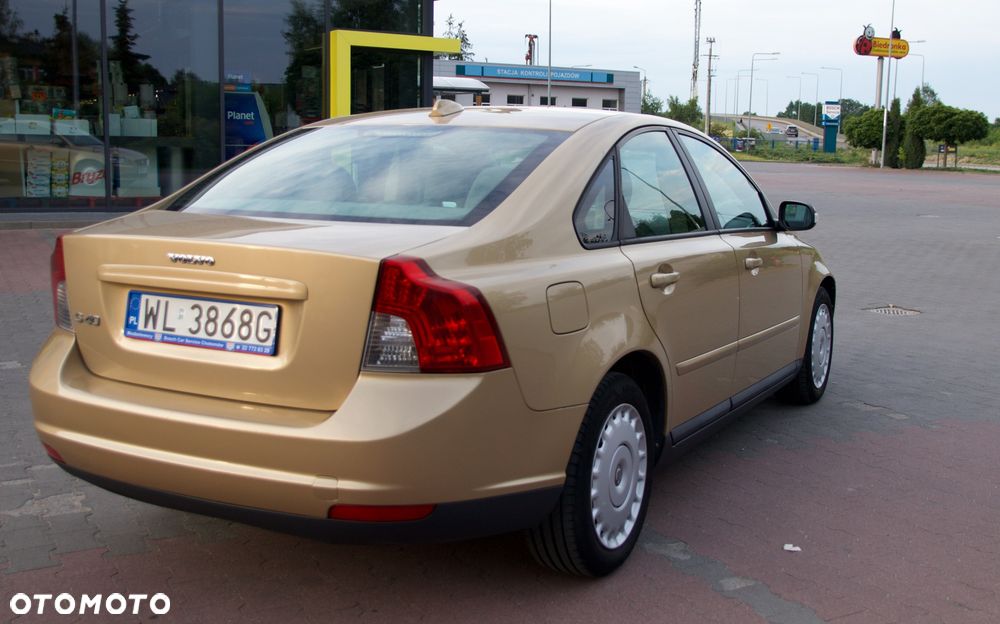 Volvo S40 2.0D Kinetic - 9