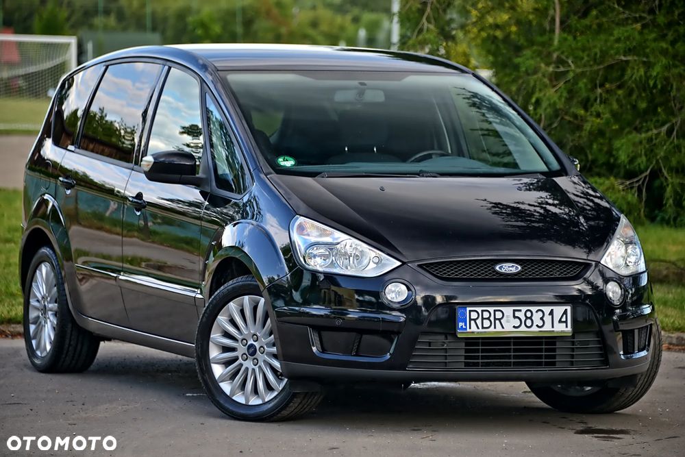 Ford S-Max - 13