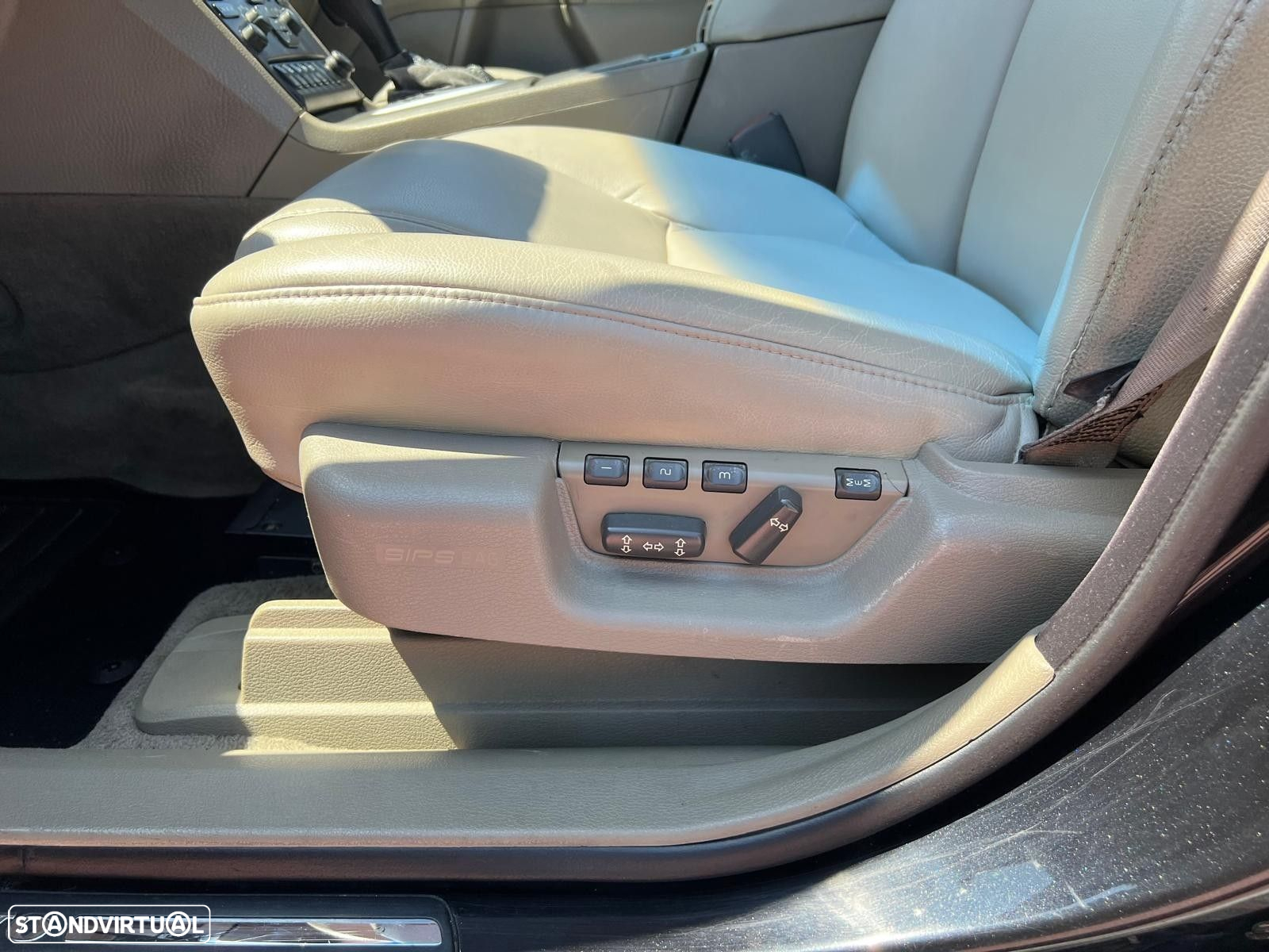 Volvo XC 90 2.4 D5 7L Executive - 19