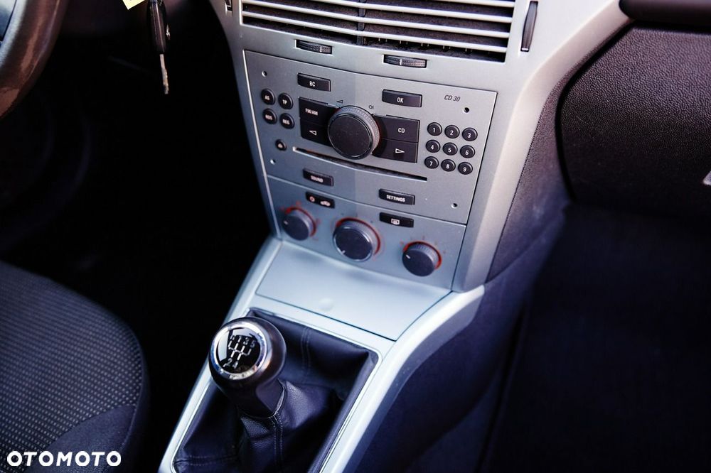 Opel Astra - 14