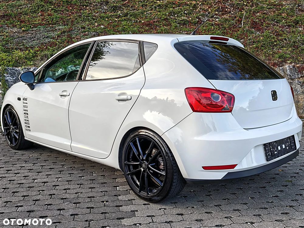 Seat Ibiza 1.2 TSI Ecomotive Sport - 2