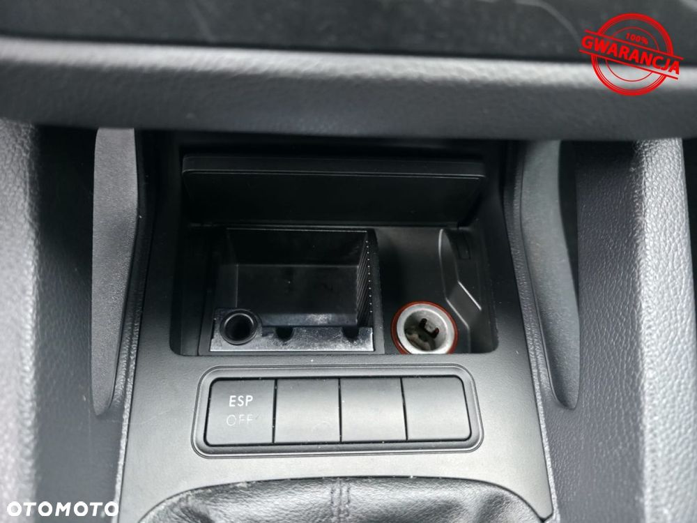 Volkswagen Golf - 25