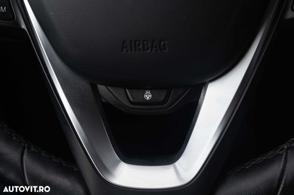 BMW Seria 3 320e AT PHEV - 35