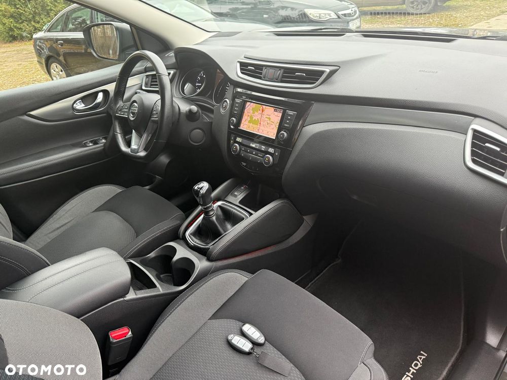 Nissan Qashqai 1.3 DIG-T N-Connecta - 15