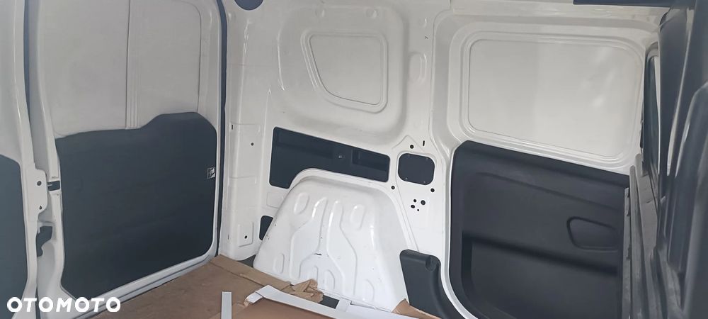 Fiat DOBLO - 8