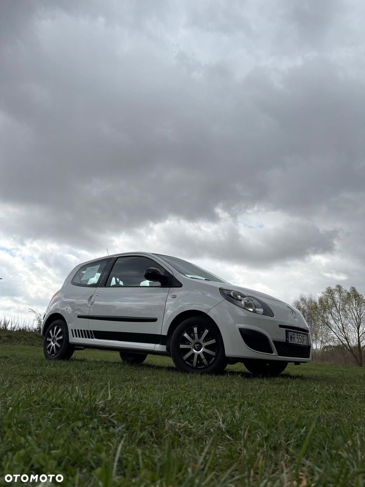 Renault Twingo 1.2 Elysee - 9