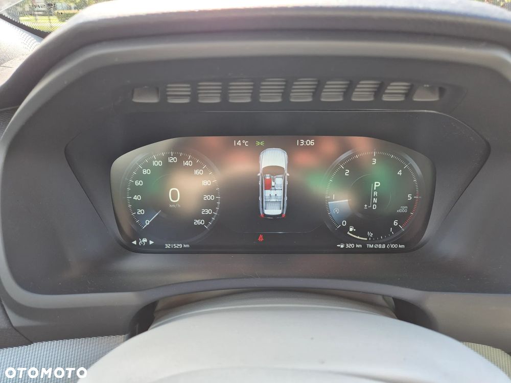 Volvo XC 90 D5 SCR AWD Inscription - 8