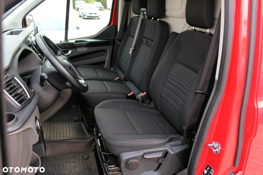 Ford Transit Custom - 12