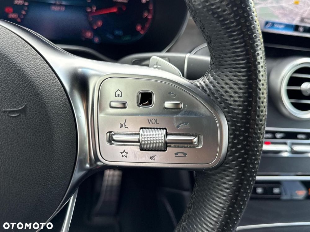 Mercedes-Benz GLC - 20