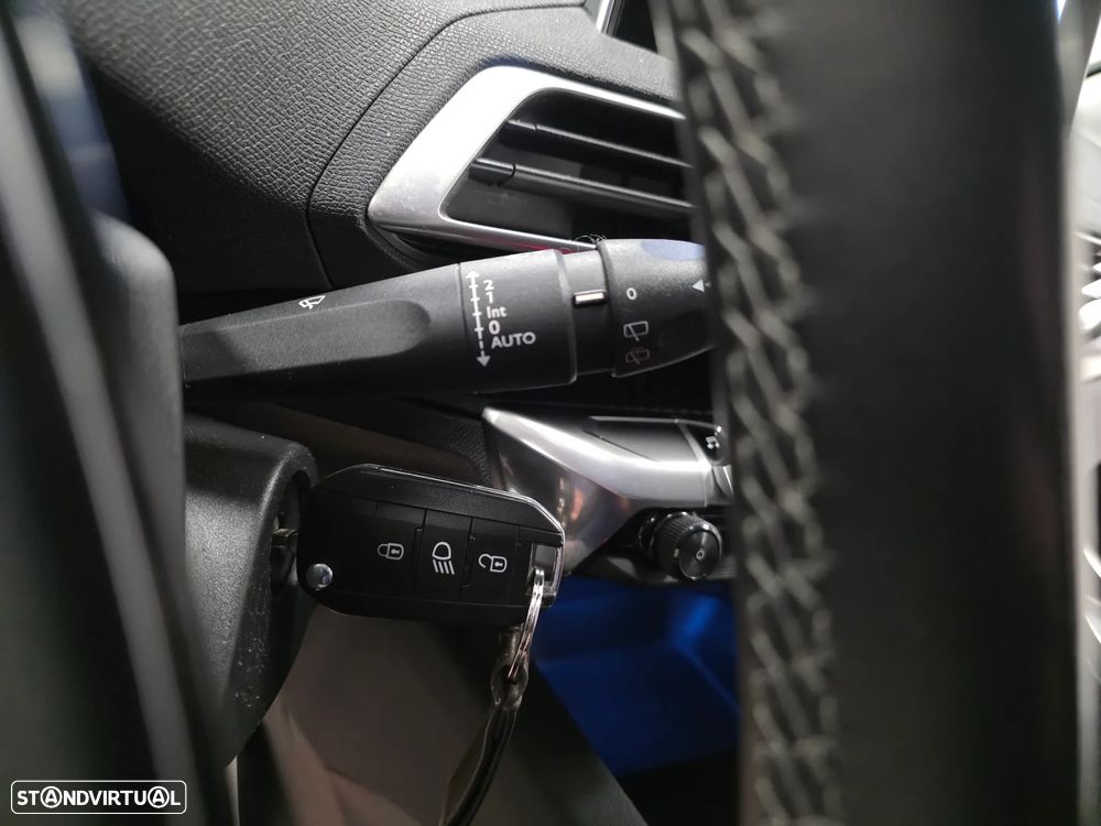 Peugeot 3008 1.5 BlueHDi Active - 49
