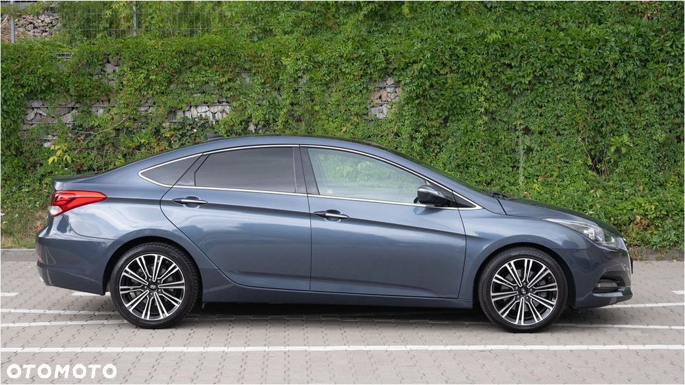 Hyundai i40 1.7 CRDi Premium DCT - 4