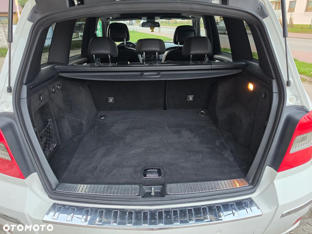 Mercedes-Benz GLK 220 CDI DPF 4Matic BlueEFFICIENCY 7G-TRONIC - 16