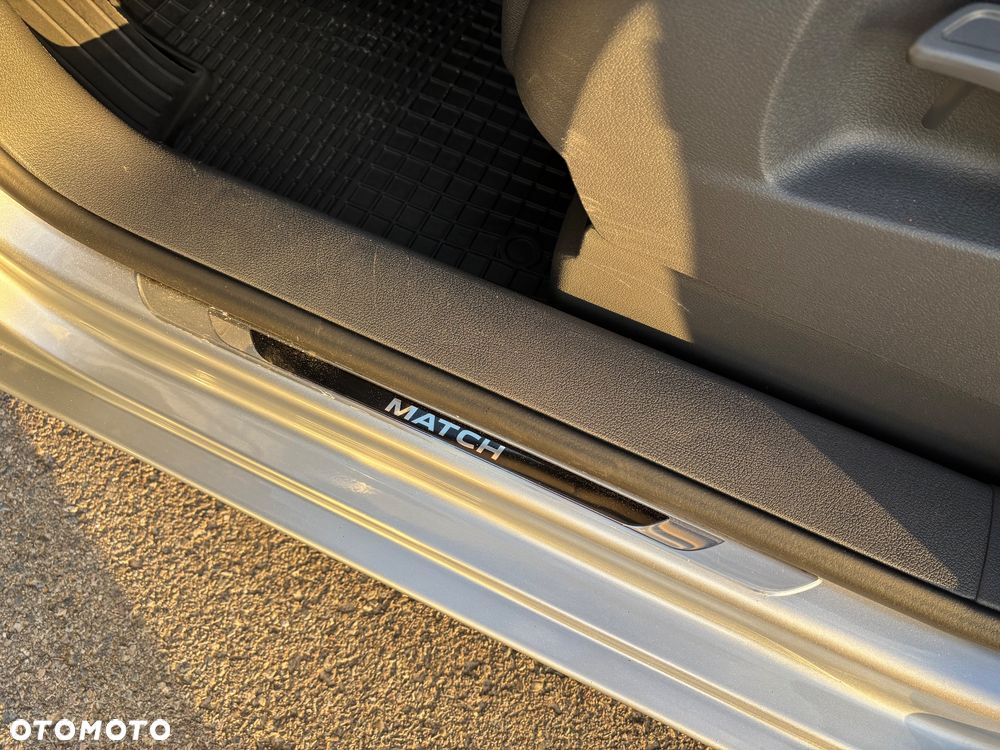 Volkswagen Touran - 9
