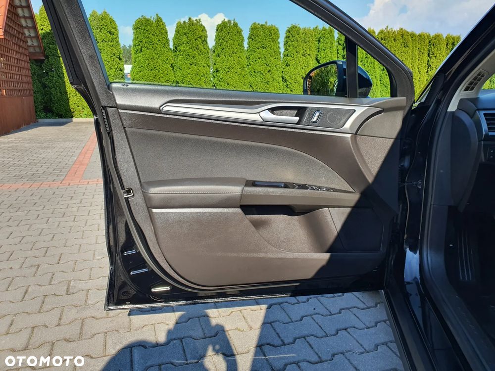 Ford Mondeo 2.0 TDCi ECOnetic Start-Stopp Business Edition - 21