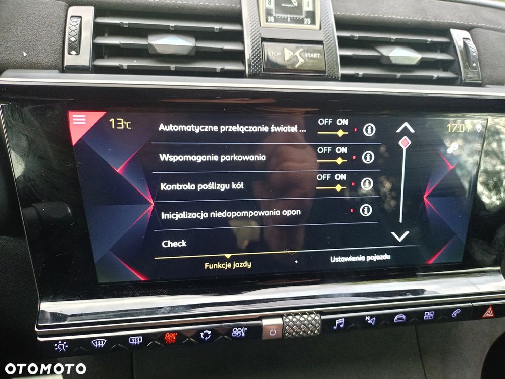 DS Automobiles DS 7 Crossback 1.6 PureTech Performance Line + - 29