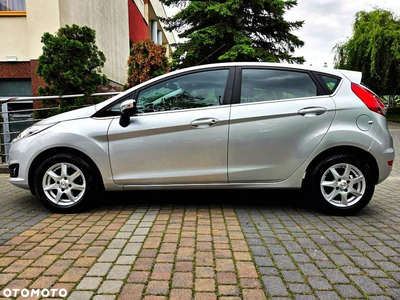 Ford Fiesta 1.0 EcoBoost Titanium - 28