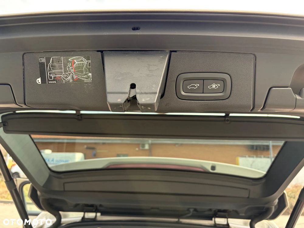 Volvo XC 60 D5 AWD Inscription - 7