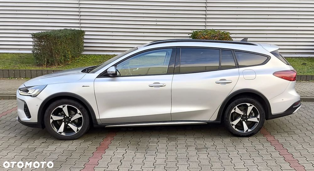 Ford Focus 2023 photo 5