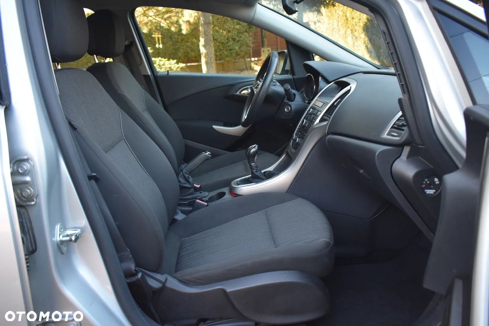 Opel Astra - 22
