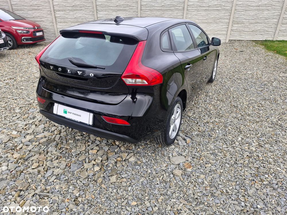 Volvo V40 - 15