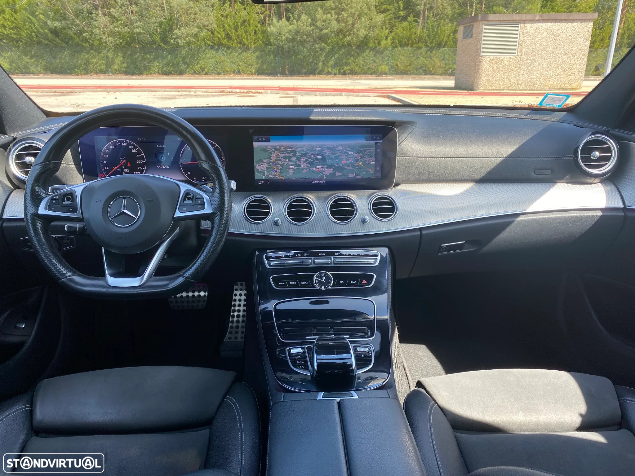 Mercedes-Benz E 220 d AMG Line - 13