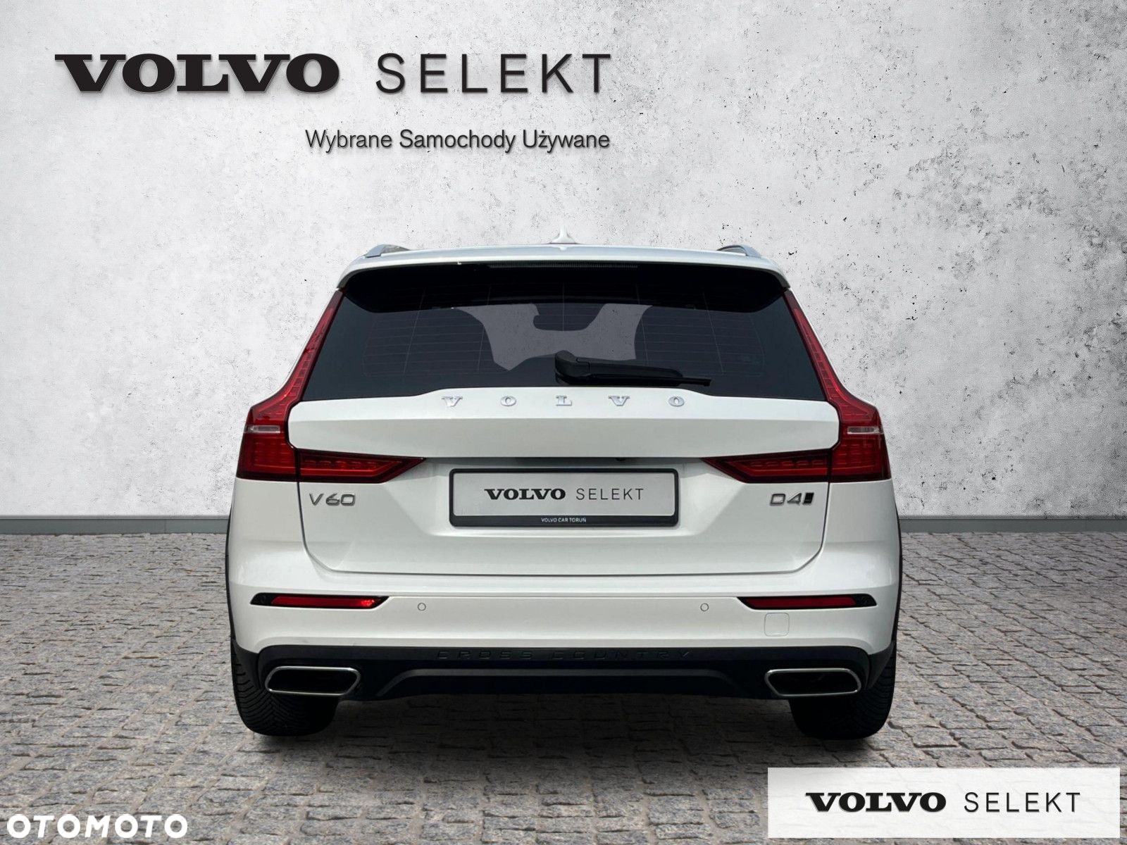 Volvo V60 Cross Country - 5