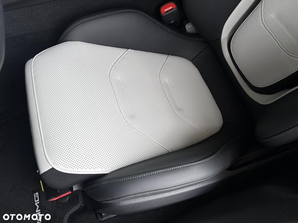 Mercedes-Benz Klasa E AMG 53 4Matic+ AMG SPEEDSHIFT TCT 9G - 11