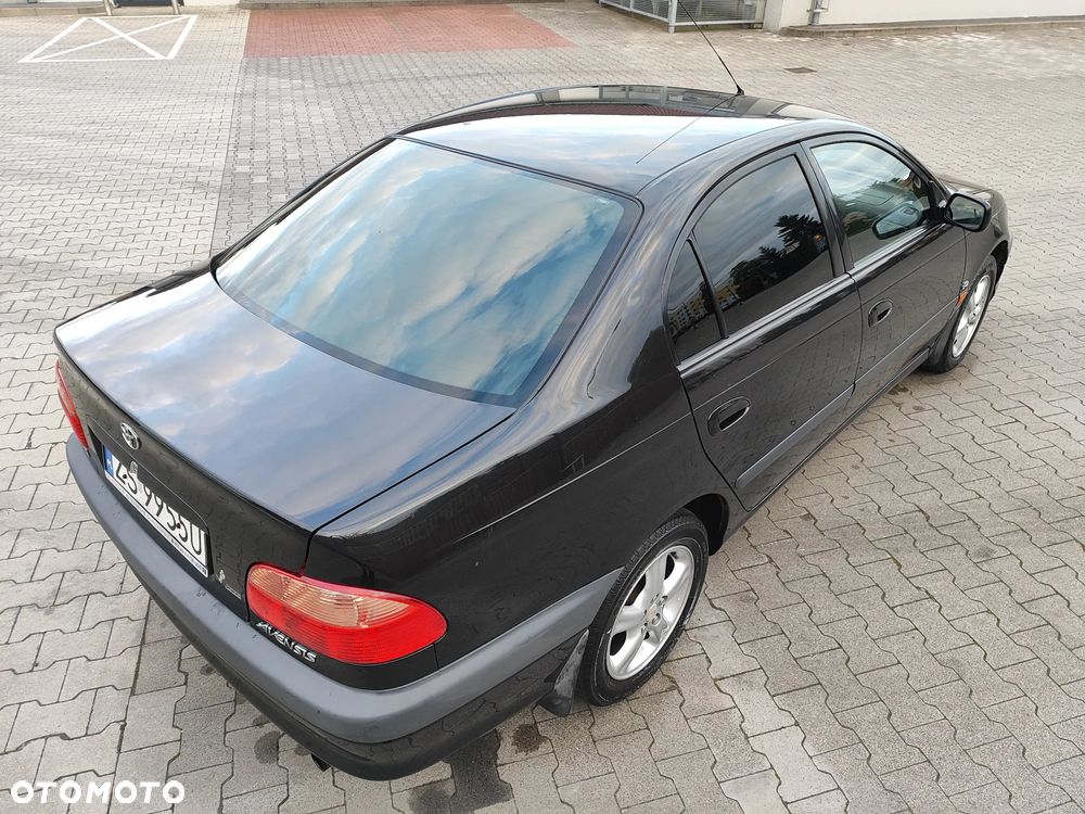 Toyota Avensis 2.0 VVT-i Sol - 13