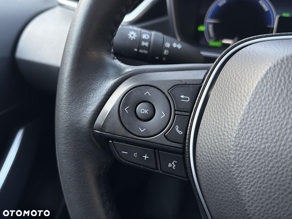 Toyota Corolla 1.8 Hybrid Comfort - 22