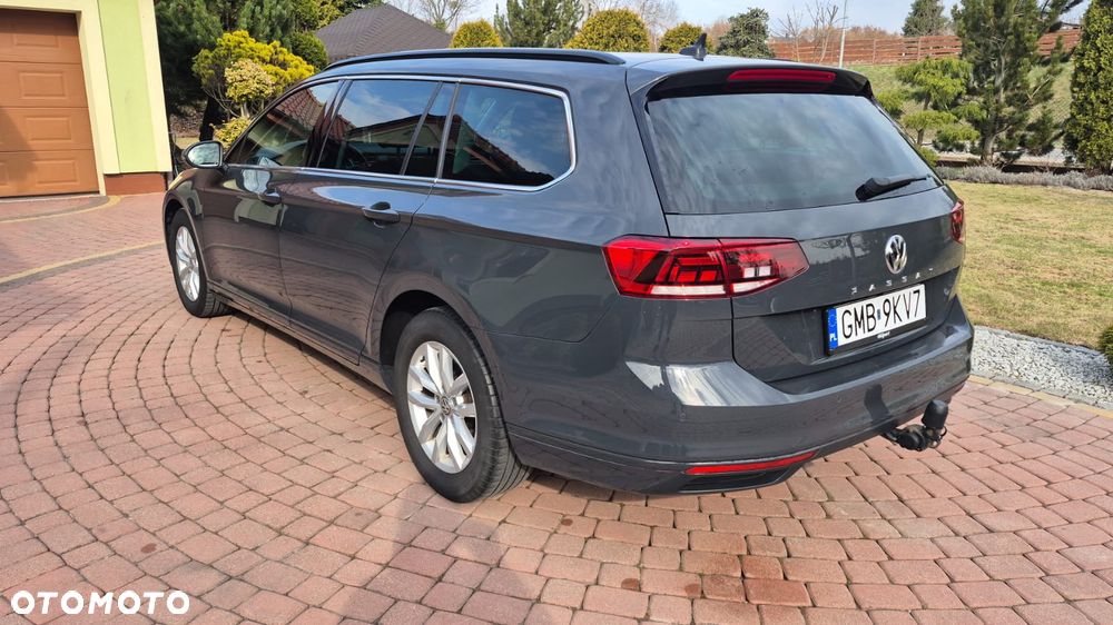 Volkswagen Passat - 35