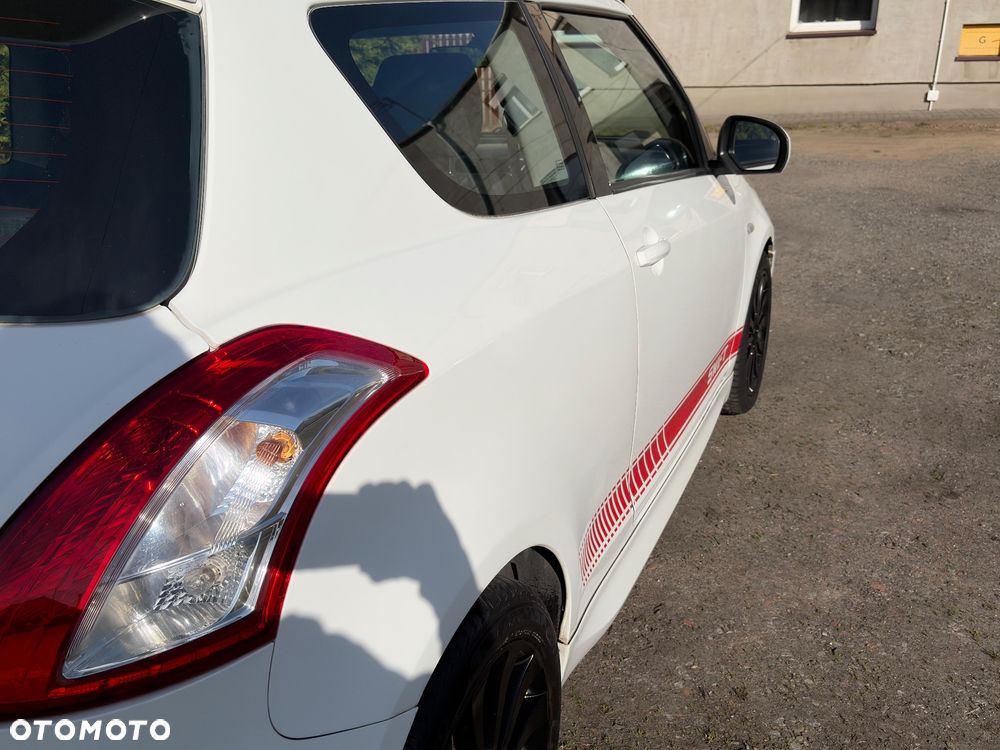 Suzuki Swift 1.2 Premium - 11