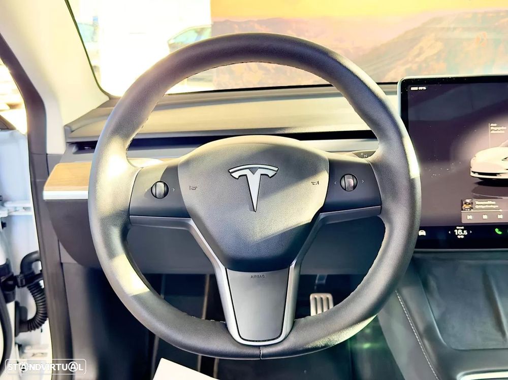 Tesla Model 3 Performance Dual Motor AWD - 21