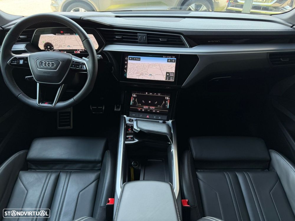 Audi Q8 e-Tron 50 quattro S line - 25