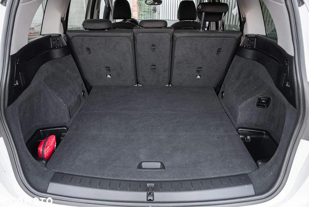 BMW Seria 2 218d Active Tourer Luxury Line - 29