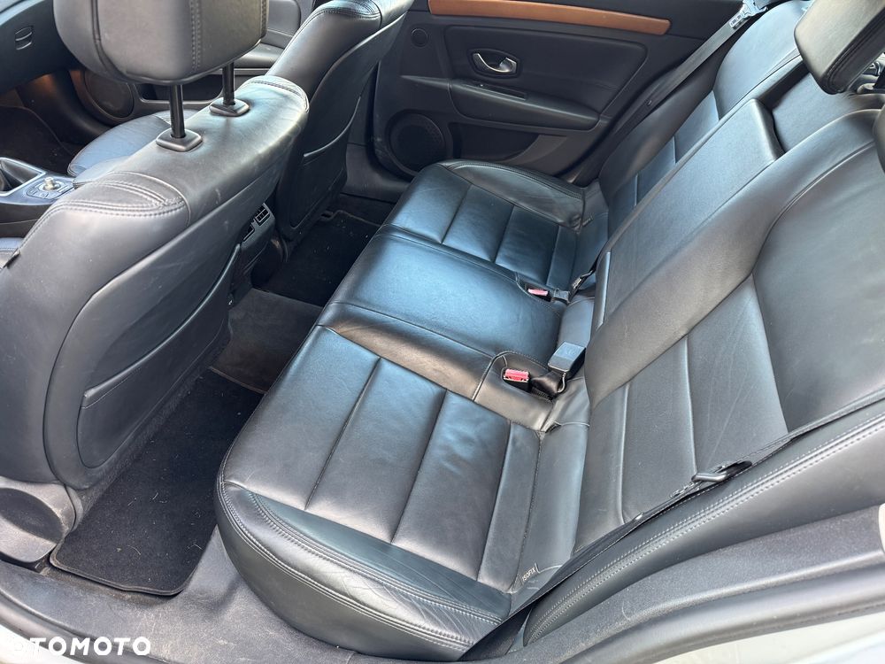 Renault Laguna 2.0 DCi Initiale - 15