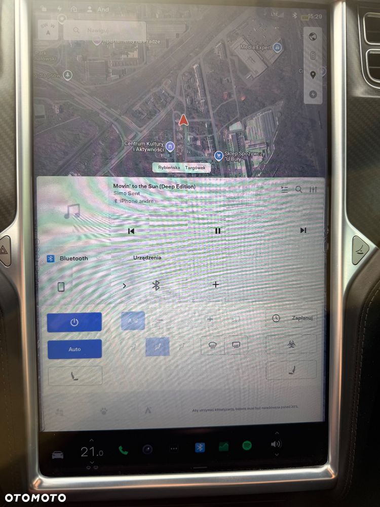 Tesla Model S - 28