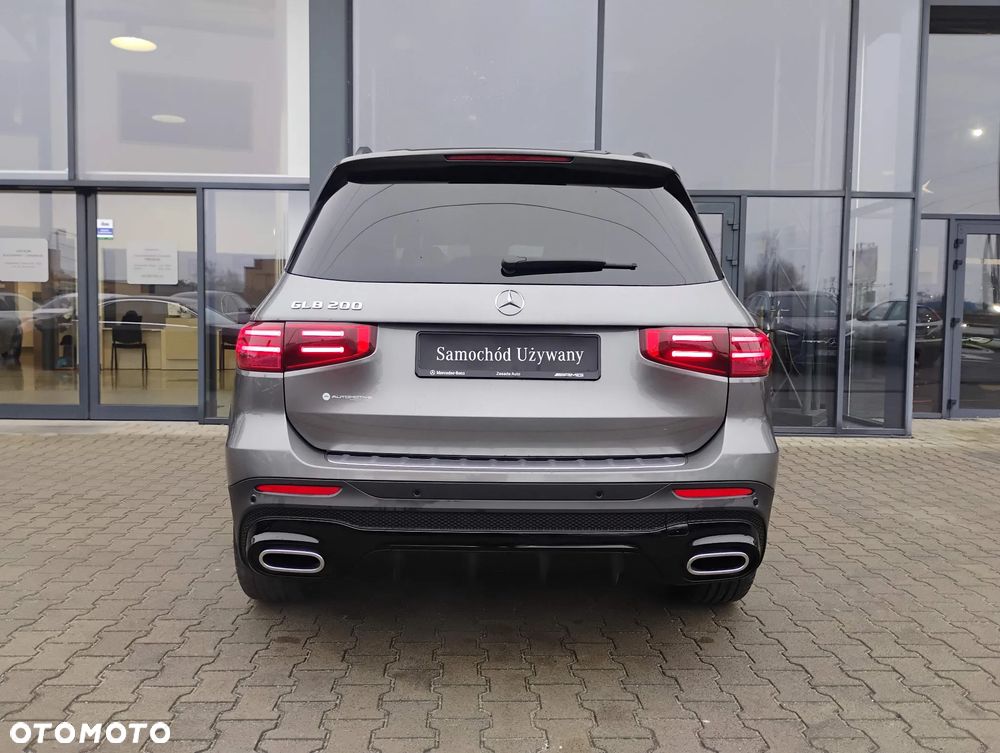 Mercedes-Benz GLB 200 mHEV AMG Line 7G-DCT - 6