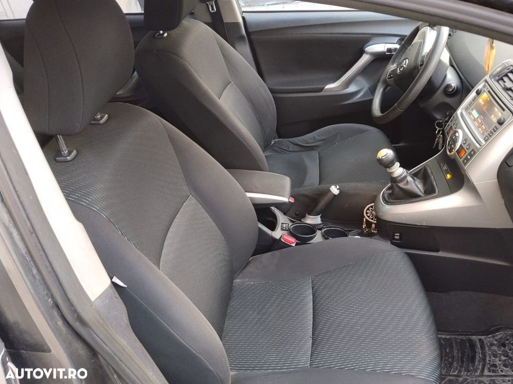 Toyota Verso 2.0 D-4D DPF Luna - 10