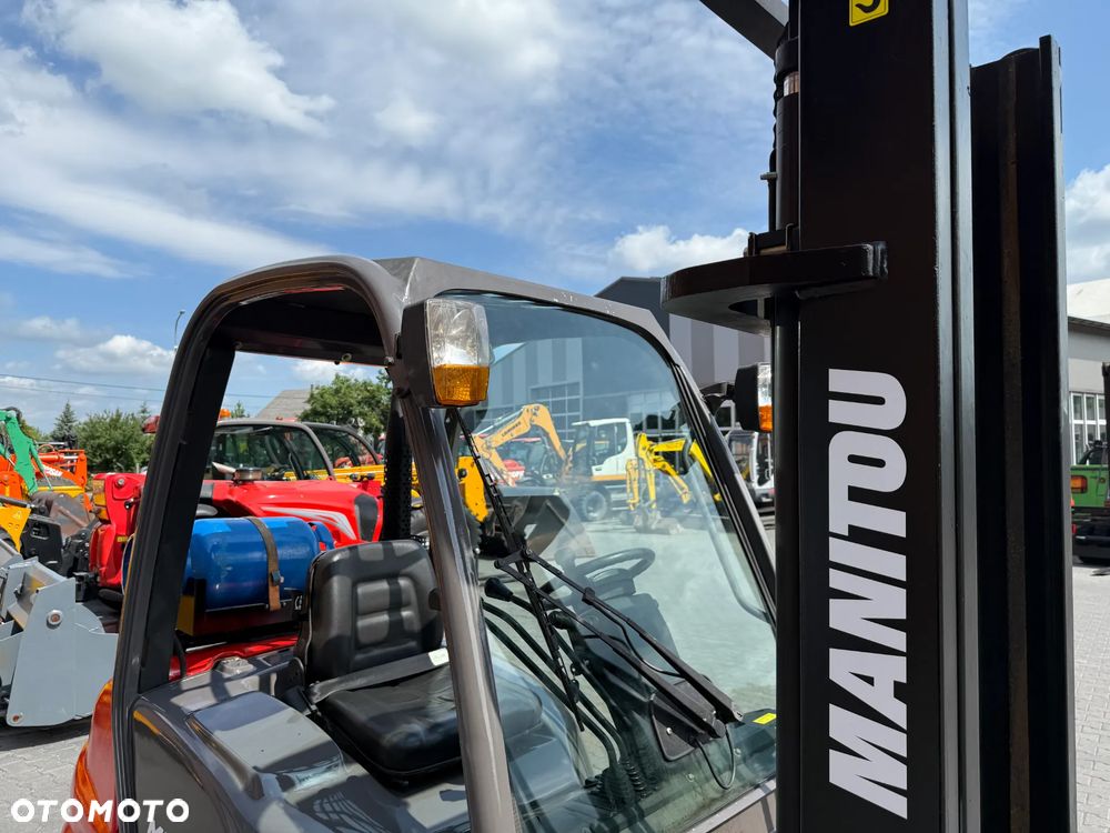 Manitou MI30G - 11