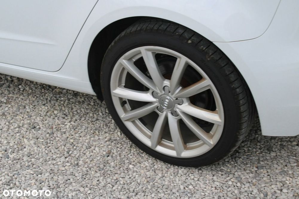 Audi A3 Sportback - 9